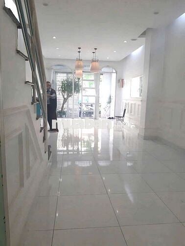 NHÀ MT ĐƯỜNG KD Q1_4*19 VỊ TRÍ ĐẸP, NHÀ ĐẸP