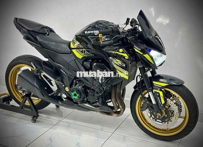 KAWASAKI Z800 ABS 2015