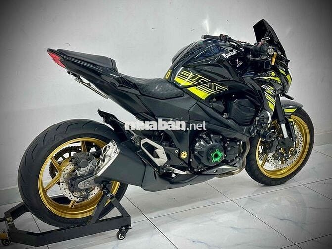 KAWASAKI Z800 ABS 2015
