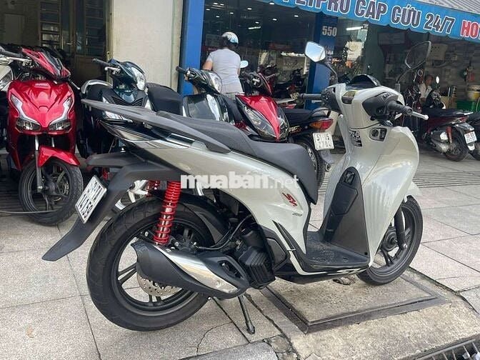 Honda sh160 ABS 2024 mới 99% Bstp chính chủ