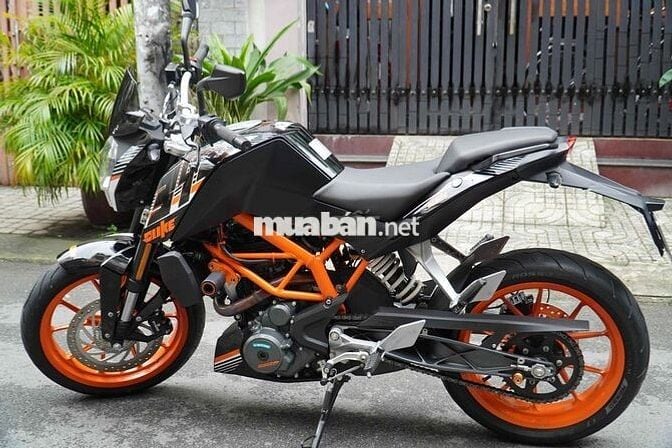 KTM Duke390 ga cơ siêu lướt