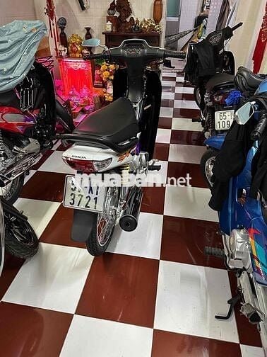 Xe Wave Alpha 2005 màu trắng mới 95%