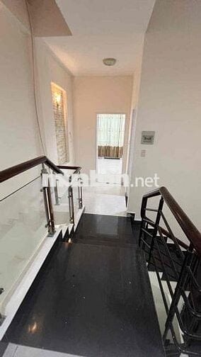 ĐƯỜNG 8m -MỞ VĂN PHÒNG-MUA BÁN