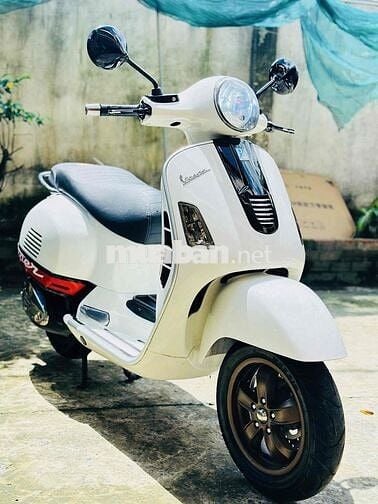 VESPA GTS 125CC ITALY CỰC ĐẸP 4VAL SUPPER CHÍNH CH