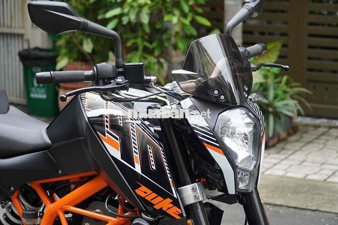 KTM Duke390 ga cơ siêu lướt
