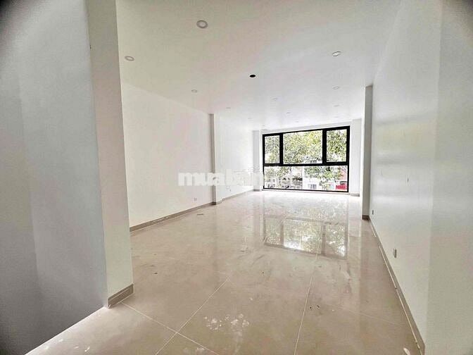 Cho thuê nhà MT Trần Quang Khải, 4.5x12m Trệt 3 lầu ST, TM, nhà mới