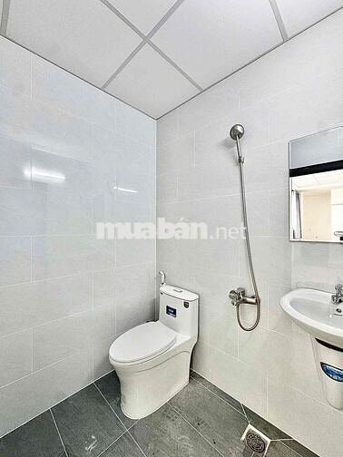 CHO THUÊ CĂN STUDIO 40M2 RỘNG THOÁNG GIÁ RẺ NGAY NGÃ TƯ PHÚ NHUẬN