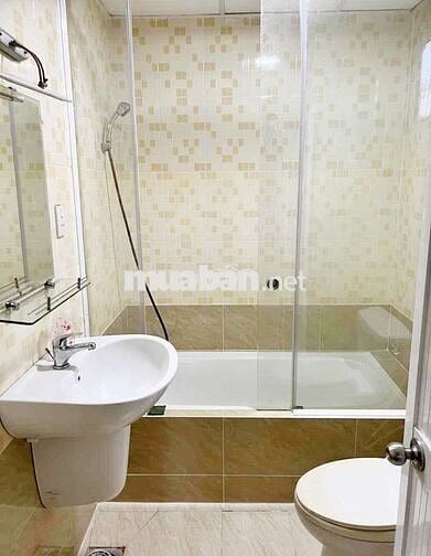 Cho thuê nhà 1 trệt 1 lầu quận 7