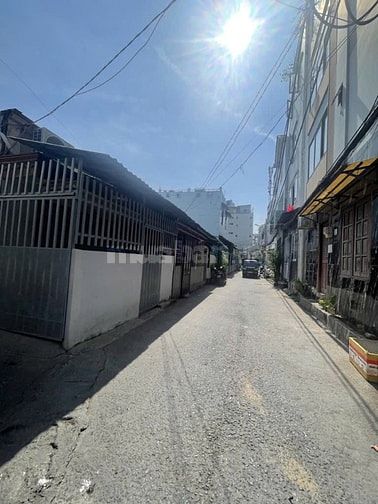 Hiếm, đất diện tích lớn 8❌40, 2 mặt tiền hẻm 🚛 trước sau, H-T-Phát