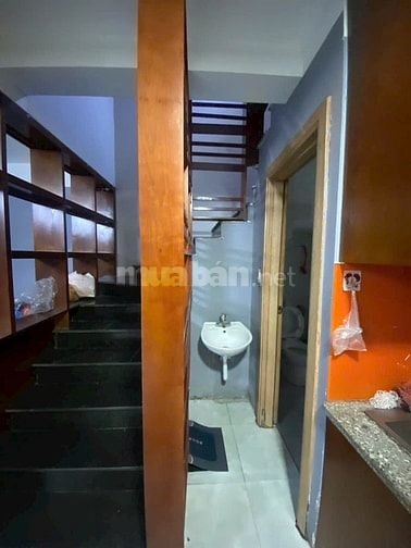 CHÍNH CHỦ CHO THUÊ NHANH KIOT TOÀ M1B KĐT THANH HÀ CIENCO5 GIÁ RẺ