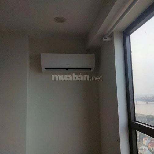 Cho thuê căn hộ 2003B toà B tầng 20 chung cư Tây Hô River View