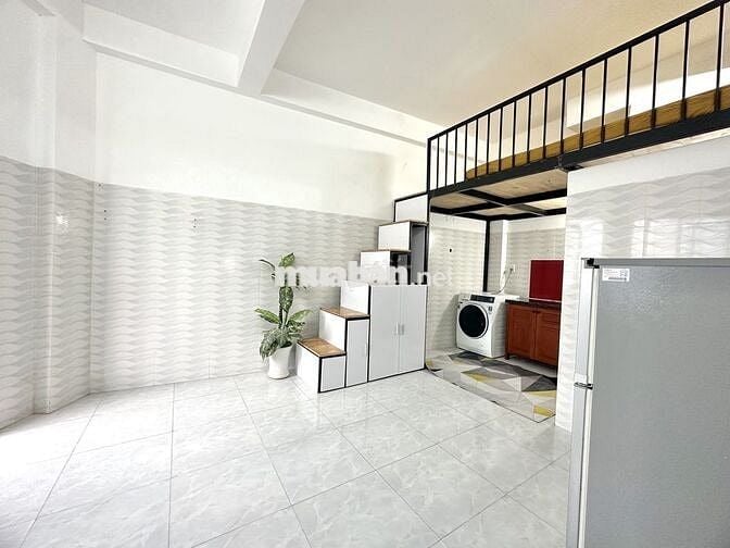 CĂN HỘ GÁC LỬNG SIÊU THOÁNG MÁT, NỘI THẤT ĐẦY ĐỦ ĐỐI DIỆN ĐH BÁCH KHOA