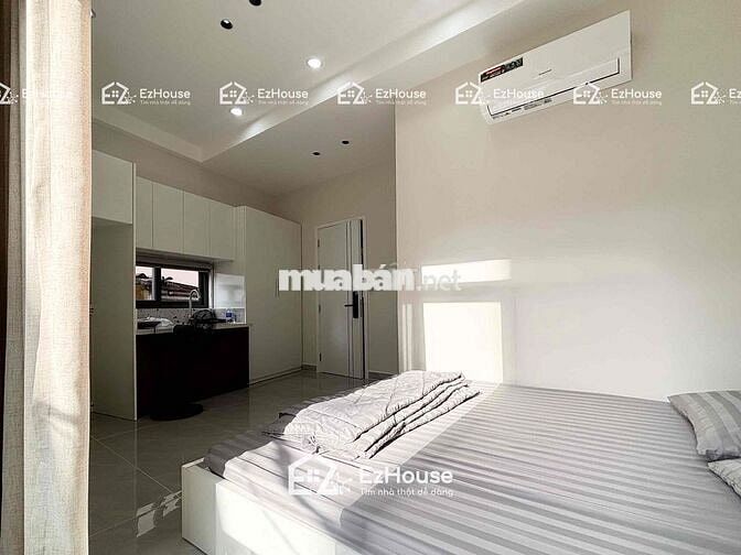 STUDIO BAN CÔNG TONE MÀU HIỆN ĐẠI FULL NỘI THẤT GẦN CÔNG VIÊN GIA ĐỊNH