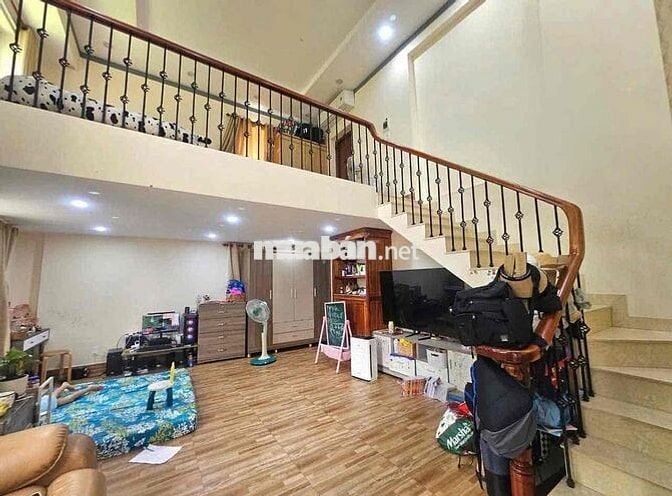 cho thuê nhà nguyên căn có nội thất 2 p ngủ nhà sạch đẹp