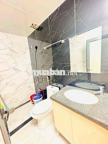 Bán nhà  TT Lạc Trung 2 thoáng 70m2 3ngủ 2 wc khép kín, ô tô, KD, full