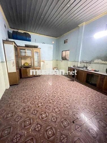 Cho thuê xưởng (hơn 650m2), điện 3Fa, cẩu trục 3T, phường Trảng Dài.