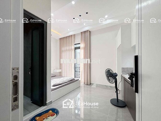 STUDIO BAN CÔNG TONE MÀU HIỆN ĐẠI FULL NỘI THẤT GẦN CÔNG VIÊN GIA ĐỊNH