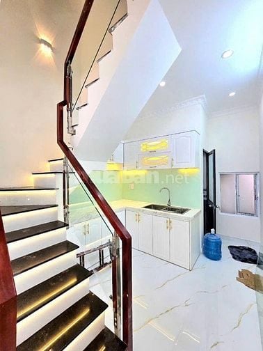 Nhà liền kề khu dân cư hiện hữu