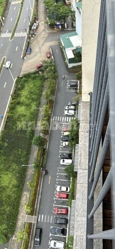 Cho thuê căn hộ 2003B toà B tầng 20 chung cư Tây Hô River View