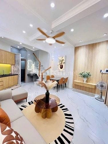 Bán nhà Lý Chính Thắng Q3, 47m² , 1 trệt 1 lầu, 3PN 2WC - Giá cực 