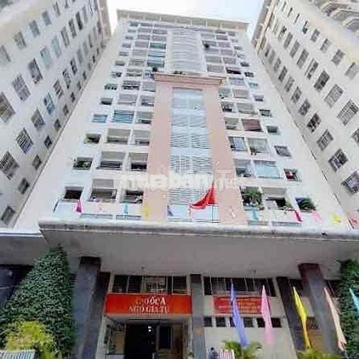 Nhà chính chủ cần bán Lầu 10 Cao Ốc A ngô gia tự Q10 2pn 2wc 3ty2