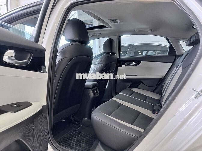 Kia K3 Luxury 1.6 AT Đăng Ký 2023 Siêu Lướt