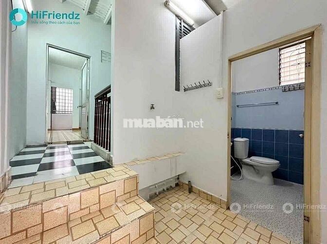 Nhà nguyên căn siêu đẹp ngay sát cầu Nhị Thiên Đường