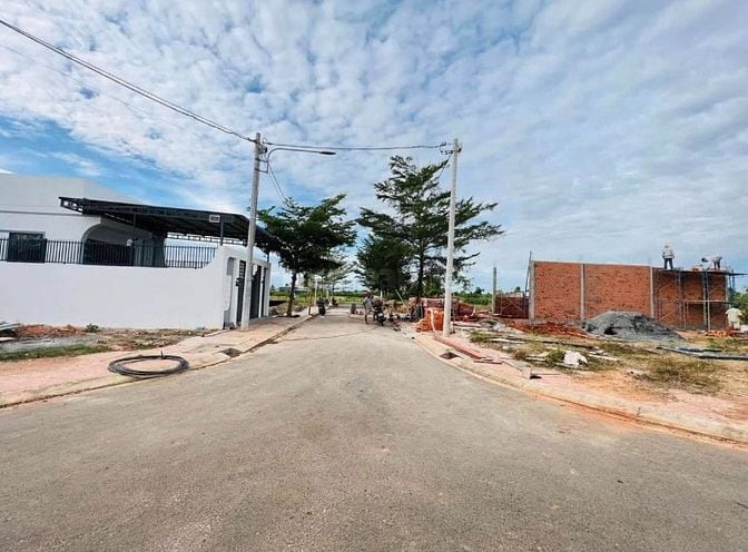 BÁN ĐẤT ĐƯỜNG NHỰA KHU DÂN CƯ PHƯỜNG HÀM THẮNG - LÂM ĐỒNG