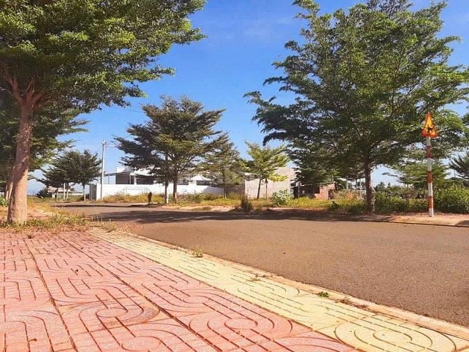 BÁN ĐẤT ĐƯỜNG NHỰA KHU DÂN CƯ PHƯỜNG HÀM THẮNG - LÂM ĐỒNG