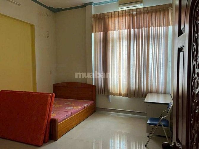  Cho thuê biệt thự 5 phòng full nội thất khu 148 có sân rộng 