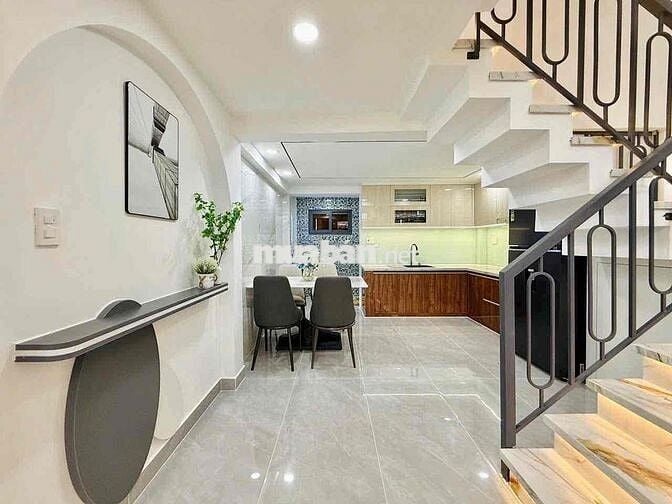 Bán nhà Phan Huy Ích, Hẻm 4m, Chính chủ ở, 3 PN, Gần Emart, 5 tỷ xxx