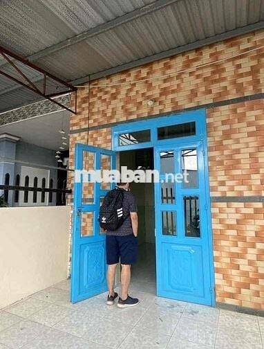 Nhà 50m2 mới sơn sạch đẹp yên tĩnh an ninh