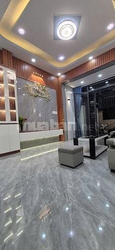 5,77 Tỷ Nhà sát hẻm xe hơi  3,8 x 10 ( 2 lầu đúc ) 4PN sổ hồng riêng 