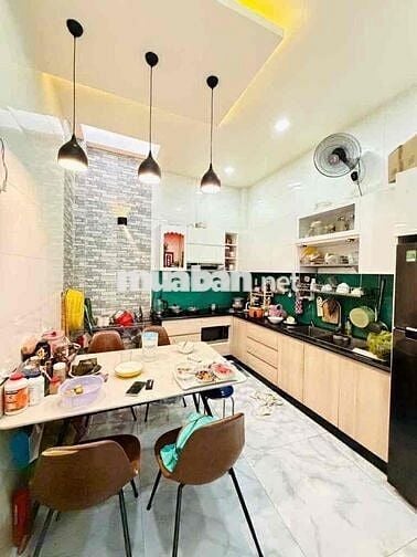 GẦN THÍCH QUẢNG ĐỨC | 45m2 | 4 TẦNG 4PN - 45M² - P.hợp Ở ,C.thue - CHỈ