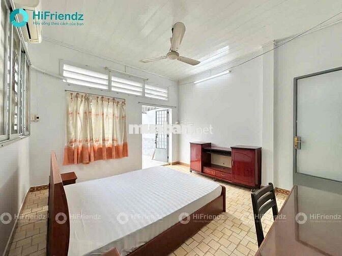 Nhà nguyên căn siêu đẹp ngay sát cầu Nhị Thiên Đường