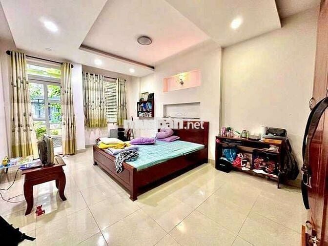 NHÀ ĐẸP MỚI, DT 4*15, TRỆT, 2 LẦU, 3PN, 2WC, NỘI THẤT ĐẦY ĐỦ