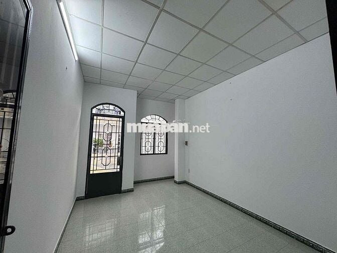 NHÀ HXH TT Q10, LÊ HỒNG PHONG, CHƯA QUA ĐẦU TƯ, 42.8M2, 2 LẦU, NHỈNH 9