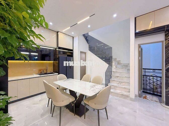 ✅ NHÀ 3 MÊ, 3 TẦNG LUXURY, TRẦN CAO VÂN, CÁCH BIỂN 200M, SÂN BAY 2KM ✅