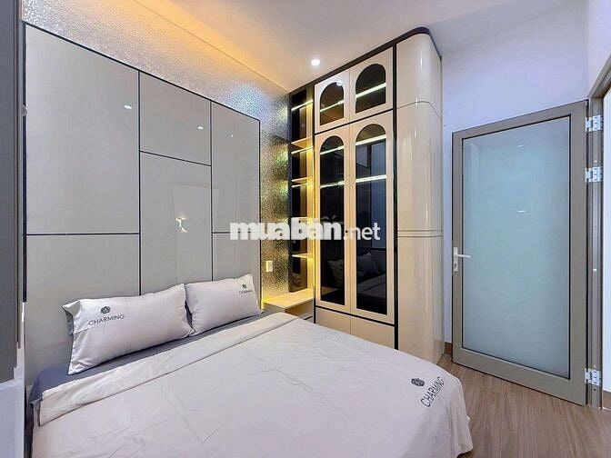 ✅ NHÀ 3 MÊ, 3 TẦNG LUXURY, TRẦN CAO VÂN, CÁCH BIỂN 200M, SÂN BAY 2KM ✅