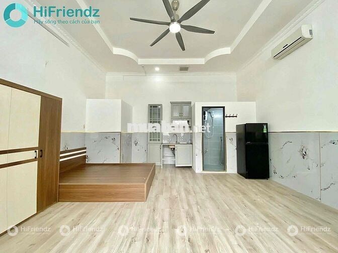 Chuyển công tác nên cần pass phòng