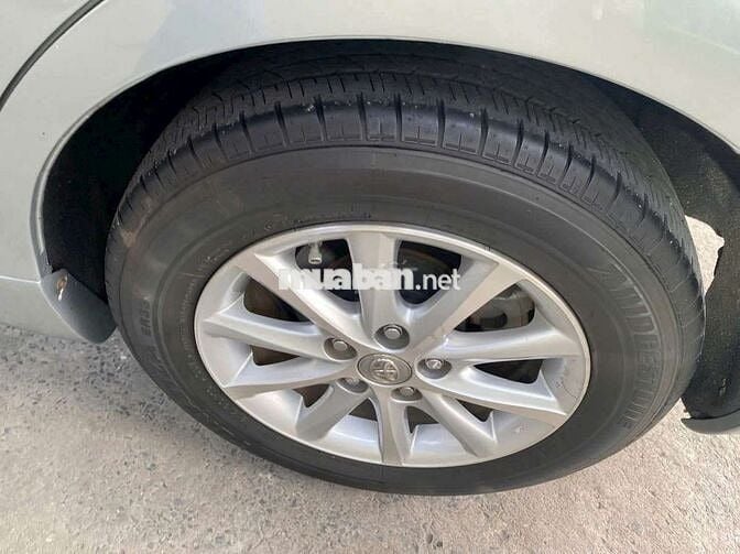 2012 2.4G - 77000 km