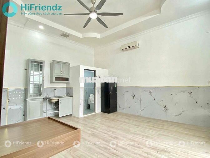 Chuyển công tác nên cần pass phòng