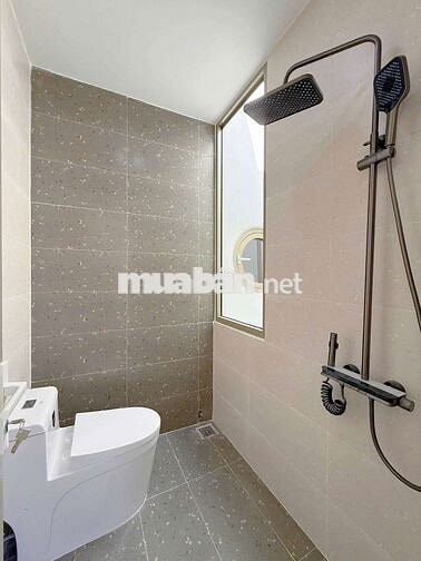 ✅ NHÀ 3 MÊ, 3 TẦNG LUXURY, TRẦN CAO VÂN, CÁCH BIỂN 200M, SÂN BAY 2KM ✅