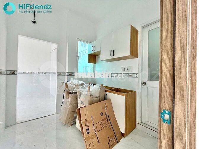 Căn Hộ 2 Phòng ngủ  - có thang máy siêu xịn ngay cầu Nguyễn Văn Cừ