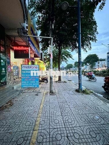 Cho thuê 2 mặt bằng cực đẹp 45m2 mặt tiền Trường Chinh