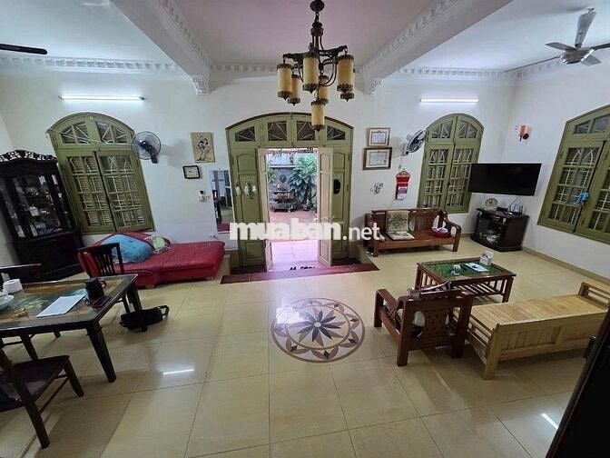 BÁN BIỆT THỰ CẦU GIẤY  – FULL THỔ CƯ – CHIA LÔ XÂY TÒA ĐẲNG CẤP