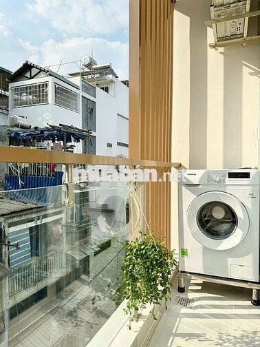 🍓PHÒNG BAN CÔNG, MÁY GIẶT - HUỲNH VĂN BÁNH, QUẬN PHÚ NHUẬN GẦN Q1,Q3