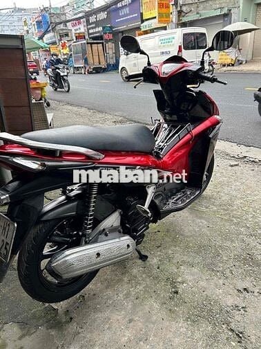 Honda Airblade Fi 2012 chính chủ bstp còn rất mới