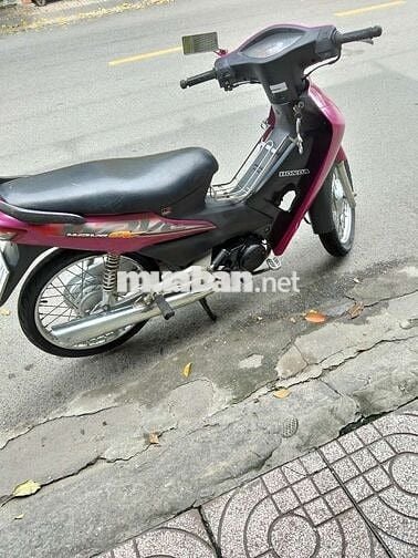 Xe máy Honda Wave Alpha màu hồng số sàn