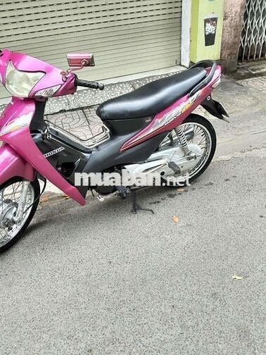 Xe máy Honda Wave Alpha màu hồng số sàn